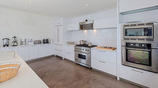 Villa Always Kitchen