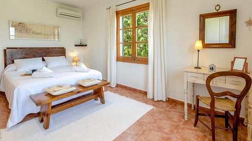 Villa Alzina Bedroom 1