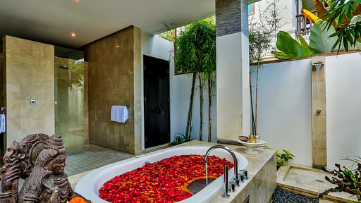 Villa Amala Bedroom 1