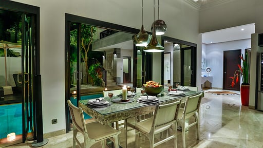 Villa Amala Dining area