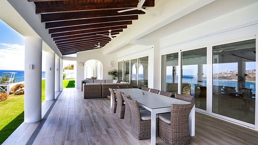Villa Amalia Dining area
