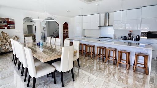 Villa Amalia Dining area