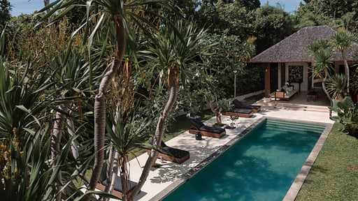 Villa Amara Pradi Piscina