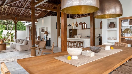 Villa Amara Dining area