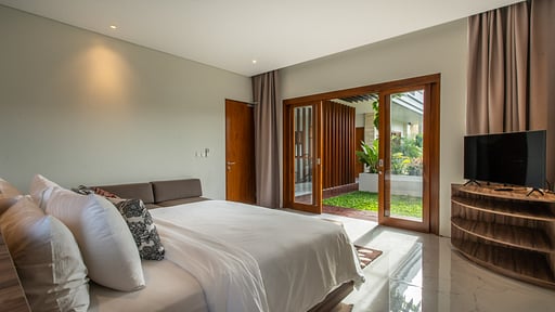 The Amarta Grand Suite Bedroom 3