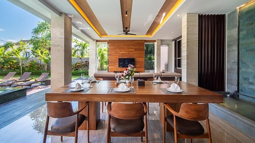 The Amarta Premium Suite Dining area