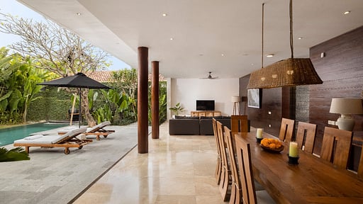 Villa Ambara Dining area