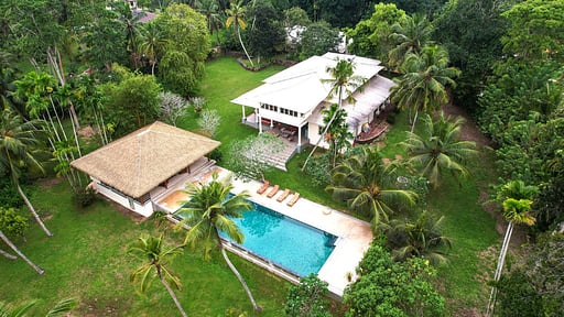 Villa Amber Llama Drone pictures