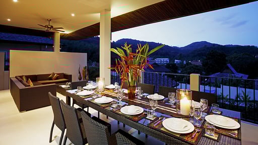 Villa Amber Dining area