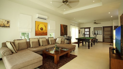 Villa Amber Media room