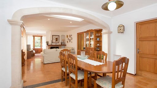 Villa Ameixa Dining area