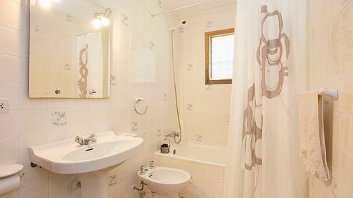 Villa Ameixa Bedroom 1