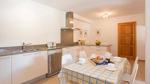 Villa Ameixa Kitchen