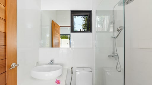 Villa Amethyst Bedroom 1