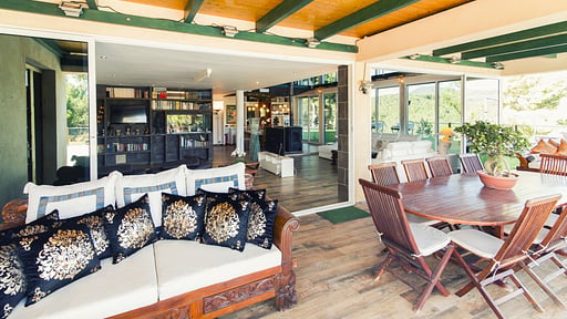 Villa Amfibi Dining area