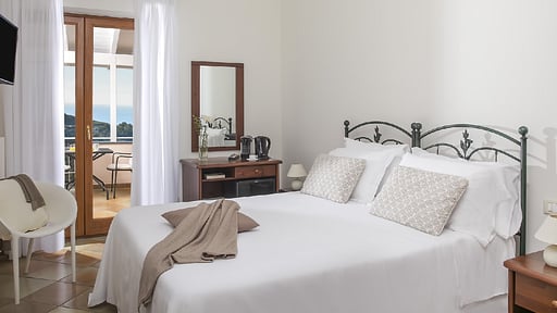 Villa Amiela Schlafzimmer 1