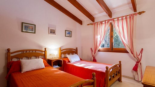 Villa Amigos Schlafzimmer 1