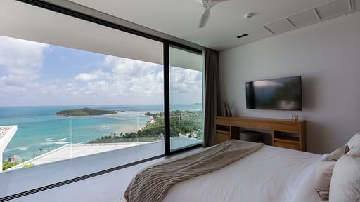 Villa Amylia Emerald Bedroom 5