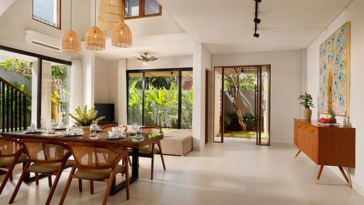 Villa Ananya Dining area