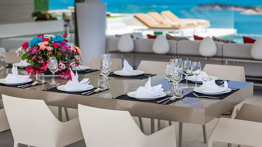 Villa Anavaya Обеденная зона