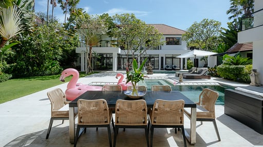 Villa Anaya Manis Zona de comedor