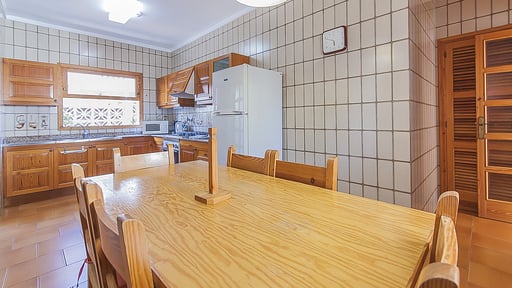 Villa Anecs Dining area