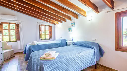 Villa Angels Dormitorio 1