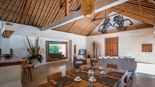 Villa Anggrek Dining area