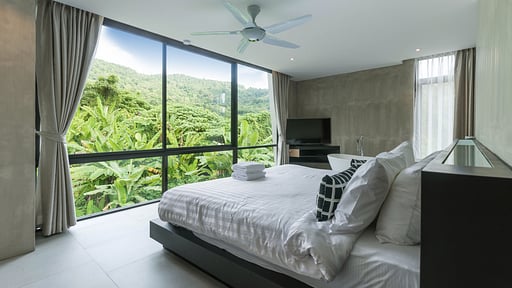 Villa Angle Bedroom 2