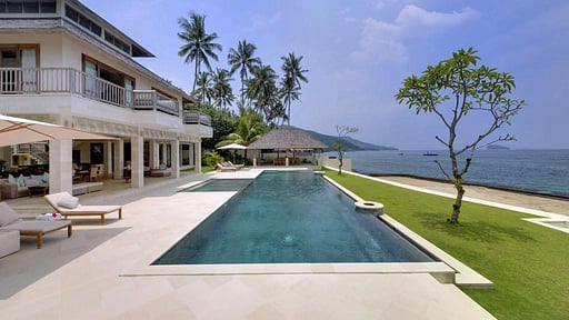 Villa Angsoka Candidasa Swimming pool