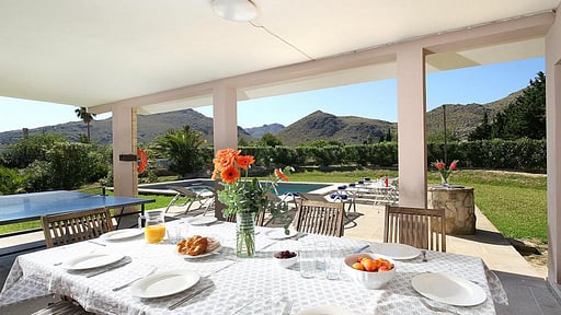 Villa Animeta Dining area