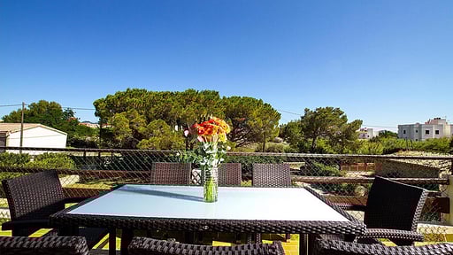 Villa Animeta Dining area