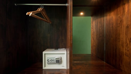 Villa Anjali Green Bedroom 2