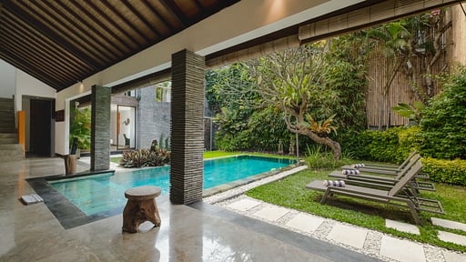 Villa Anjali Orange Zwembad