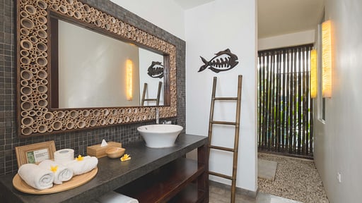 Villa Anjali Purple Bedroom 1