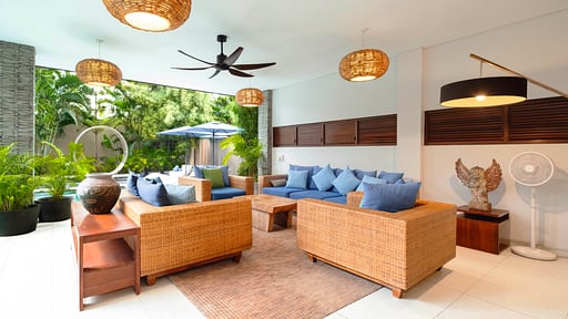 Villa Anjani Sepuluh Wohnbereich 1