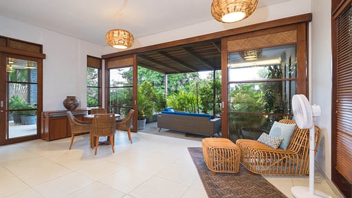 Villa Anjani Sepuluh Medienraum 1