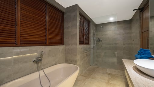 Villa Anjani Sepuluh Schlafzimmer 1
