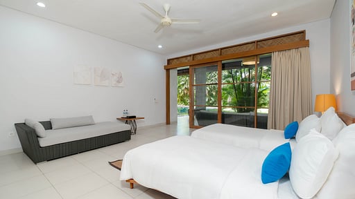 Villa Anjani Sepuluh Schlafzimmer 10