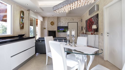 Villa Annetta Dining area 1