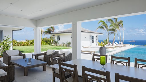 Villa Antares Dining area 2
