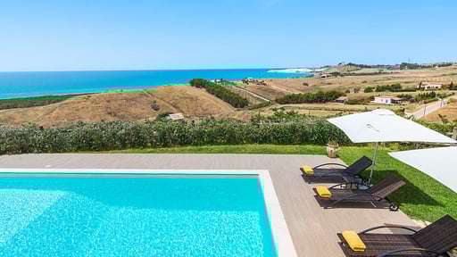 VIlla Anthea