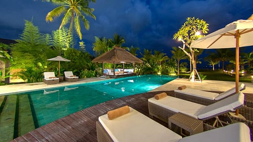 Villa Aparna Swimming pool