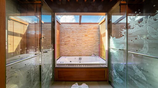 Villa Apsara Phuket Спальня 2