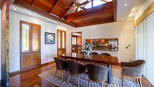 Villa Apsara Phuket Обеденная зона