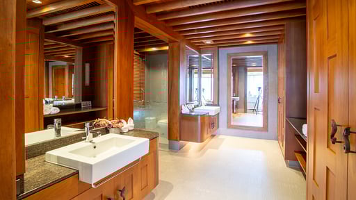 Villa Apsara Phuket Спальня 1