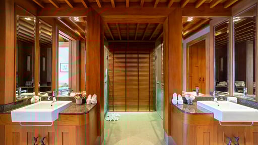 Villa Apsara Phuket Спальня 1