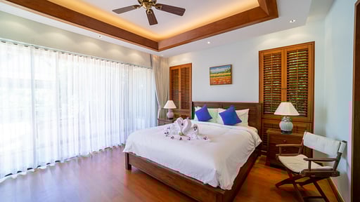 Villa Apsara Phuket Спальня 1