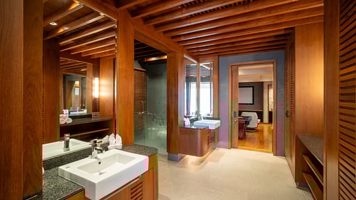 Villa Apsara Phuket Спальня 3