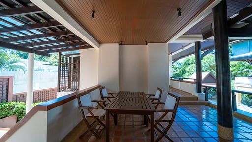Villa Apsara Phuket Терраса/веранда